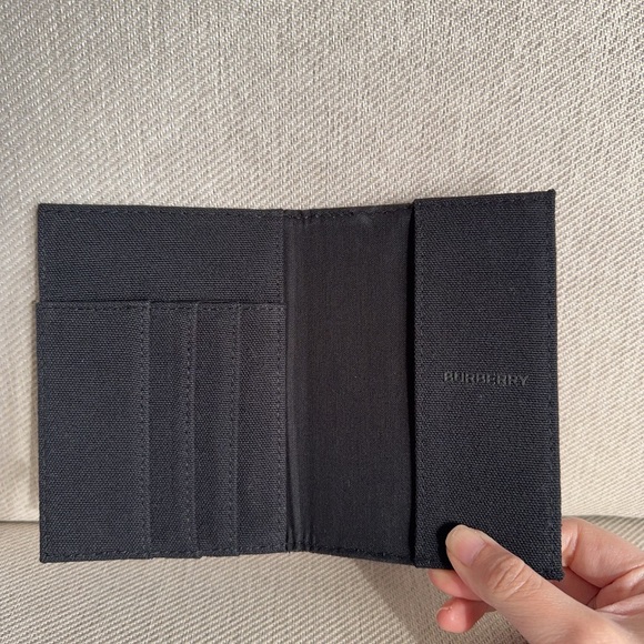 BURBERRY Beauty Black Canvas Passport Holder Travel Accessory w/ Paper Gift Bag - Picture 6 of 6